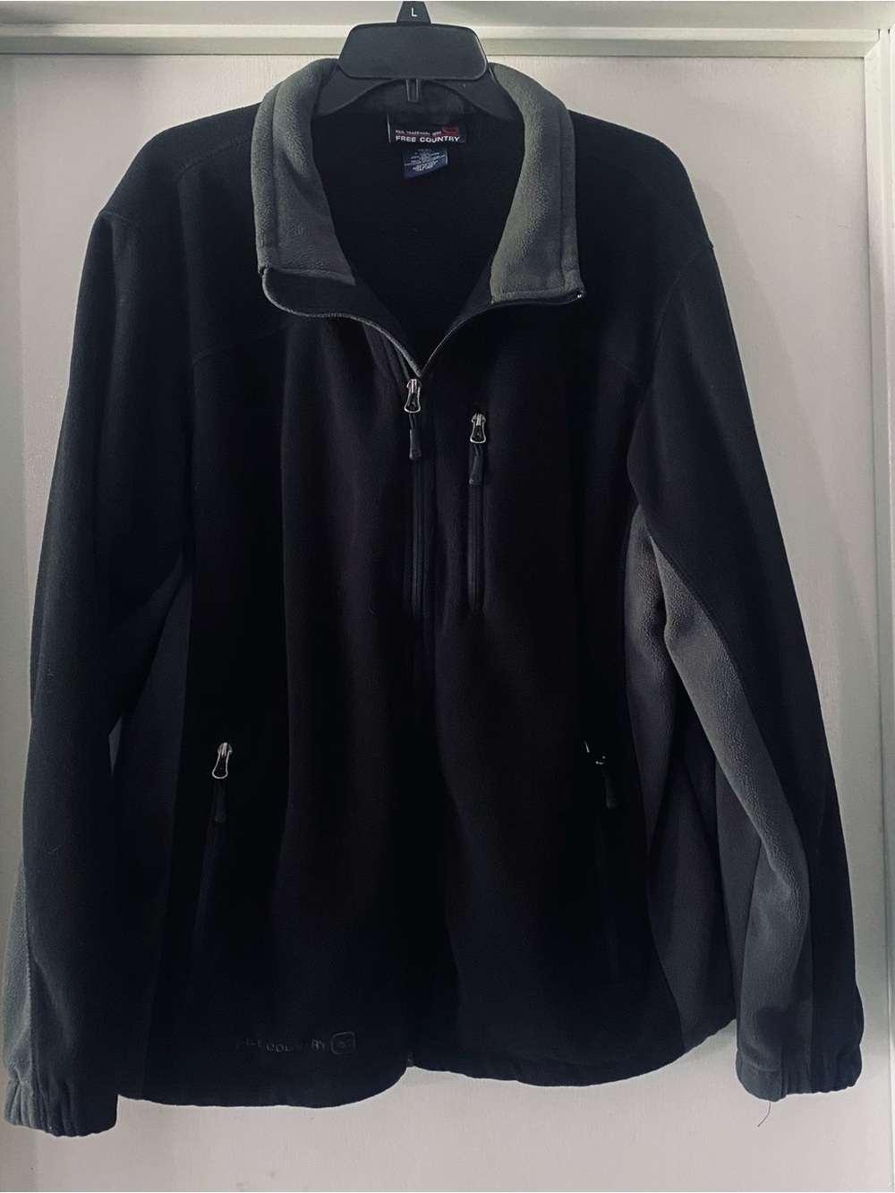 Free Country Men’s Black Fleece Zip-Up with Gray Accents